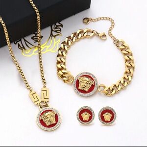 Beautiful quality gold-plated set.